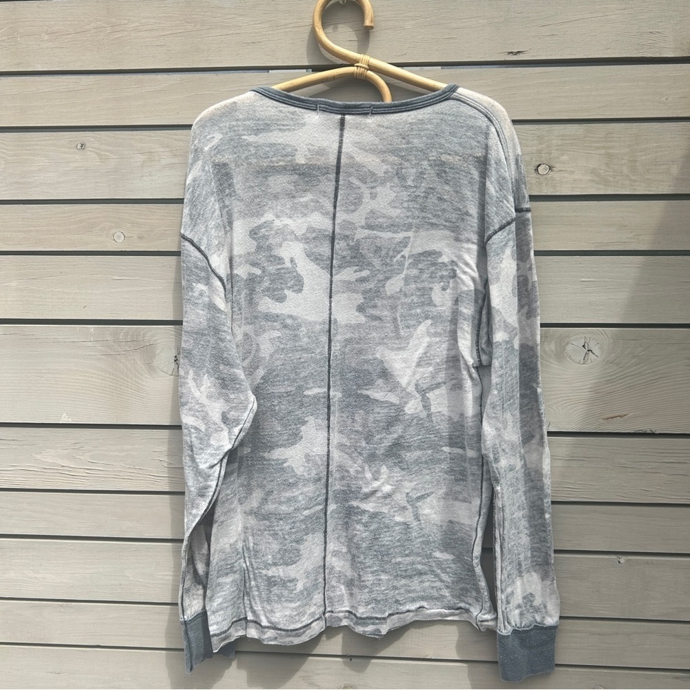 Free People Top - Picture 3 of 3